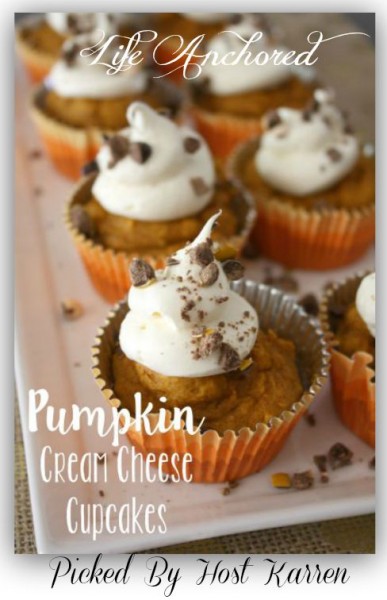 main-pumpkin-cream-cheese-cupcakes