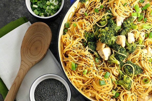 A Dish Of Daily Life Sesame-Noodles-green-onions-and-sesame-seeds-on-the-side